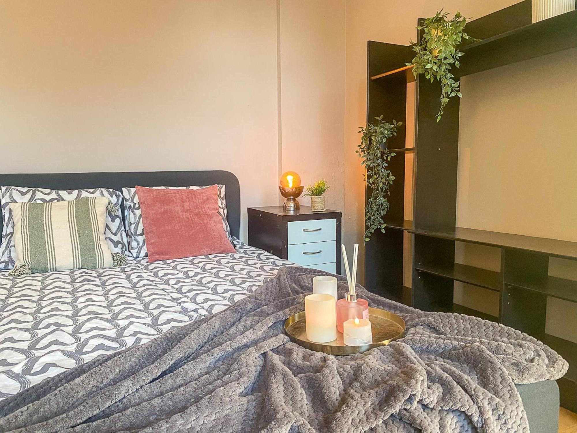 Central Tiny Houses บูคาเรสต์ ภายนอก รูปภาพ